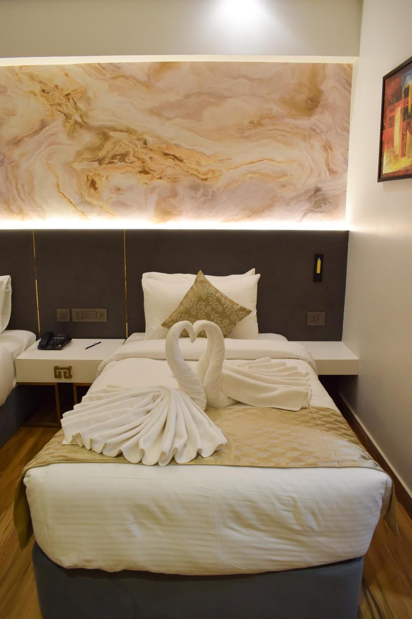 Tulip Inn Shravasti Bahraich Exteriér fotografie